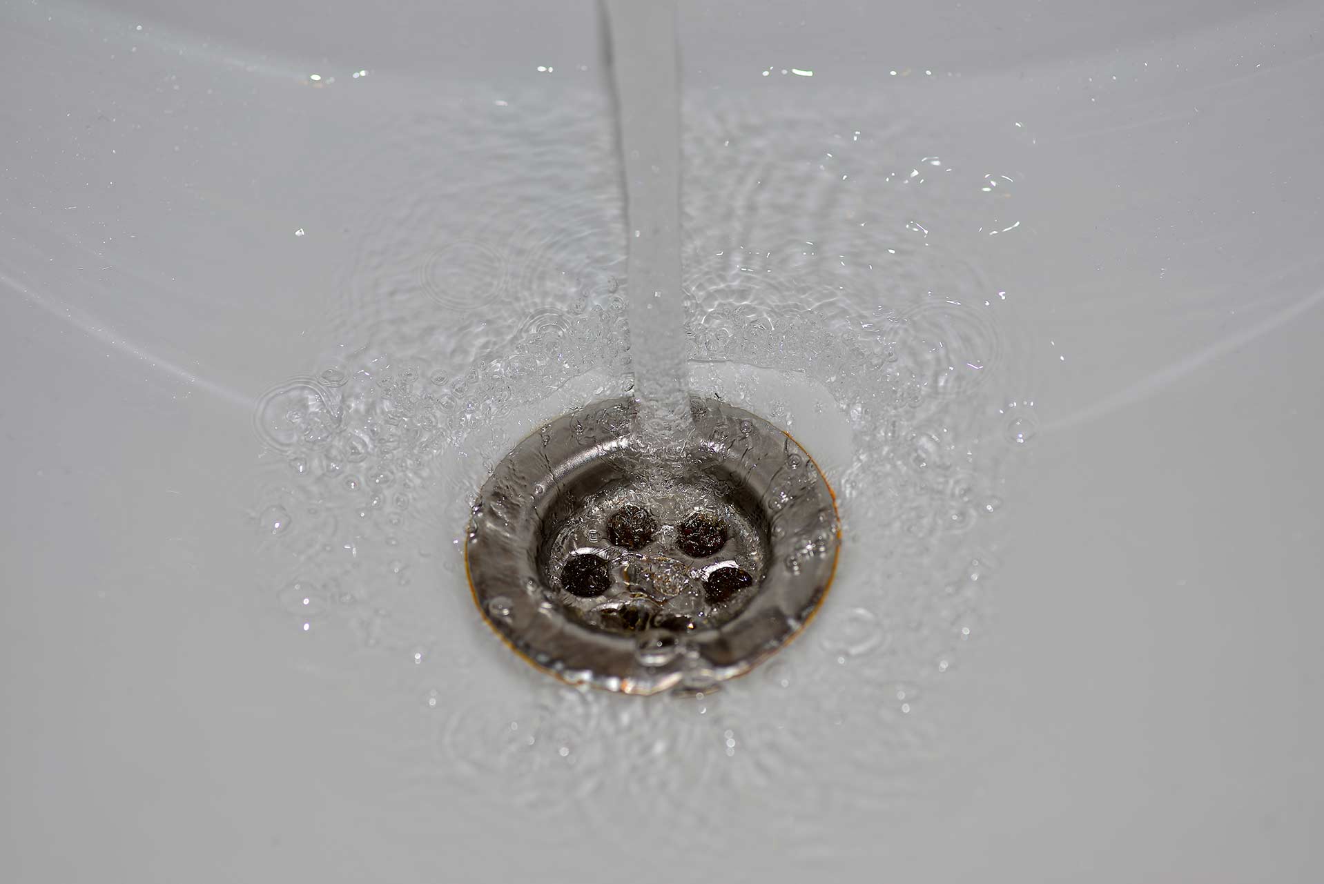 A2B Drains provides services to unblock blocked sinks and drains for properties in Abingdon.